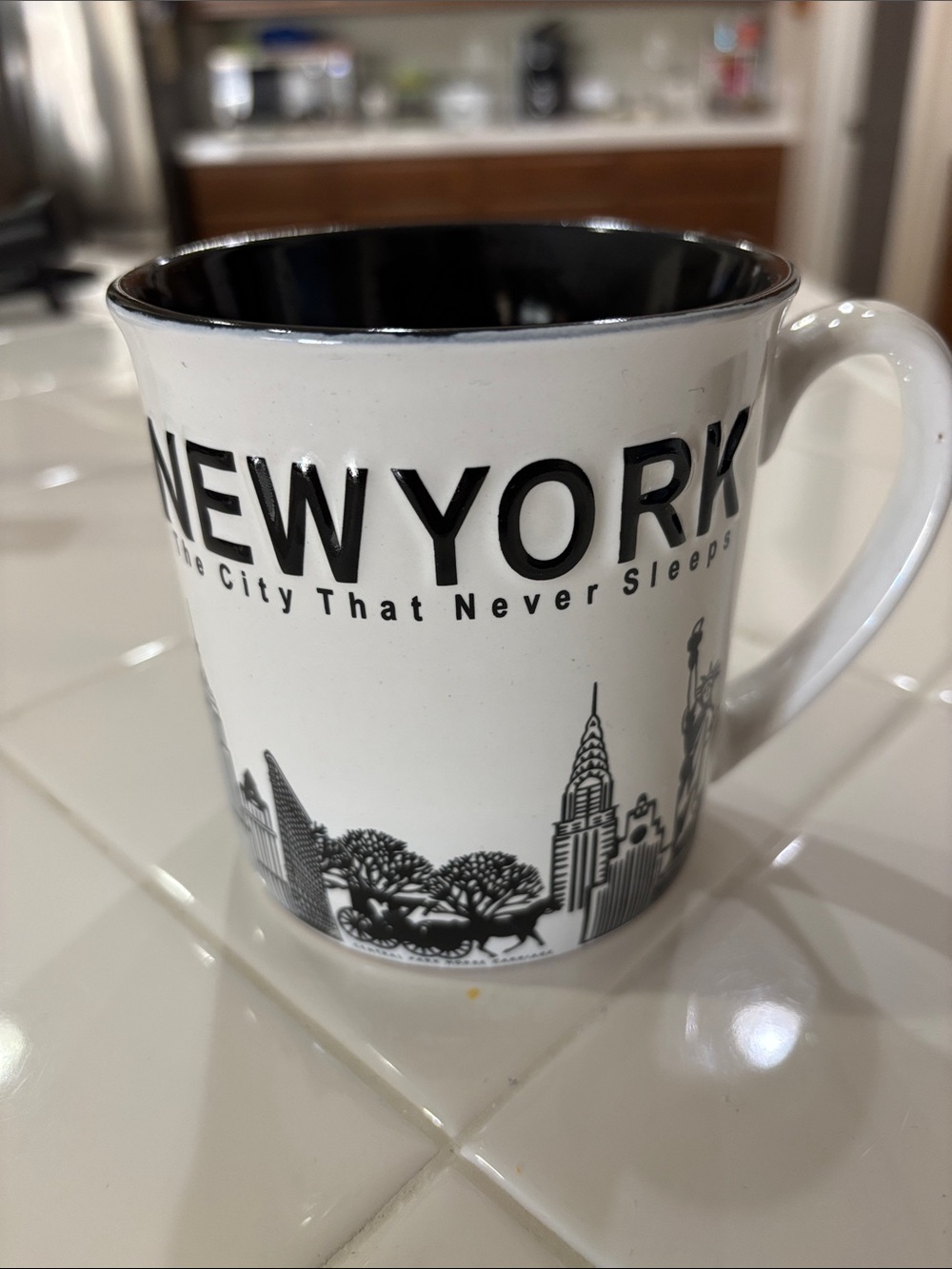 New York Skyline Ceramic Mug - Black & White
